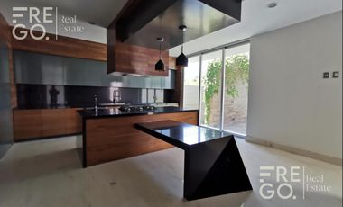 Casa a estrenar en venta en Colinas de San Javier, Zapopan, Jal