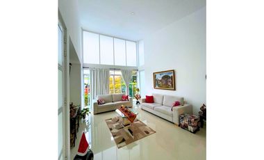 CASA QUINTA EN VENTA EN CHINAUTA - CUNDINAMARCA