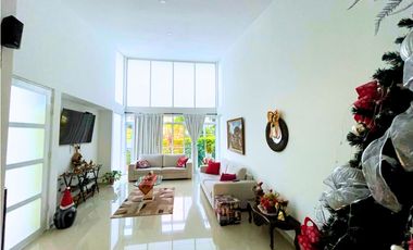 CASA QUINTA EN VENTA EN CHINAUTA - CUNDINAMARCA