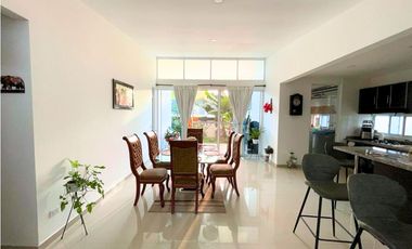 CASA QUINTA EN VENTA EN CHINAUTA - CUNDINAMARCA