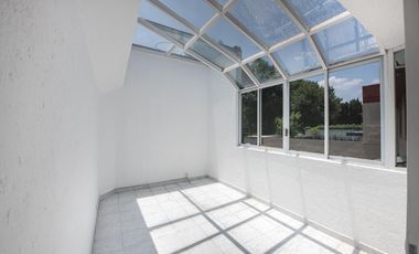 CASA EN RENTA EN CONDOMINIO EN CERRADA CON PARQUE PRIVADO EN LA COLONIA  LOMAS DE LA HERRADURA