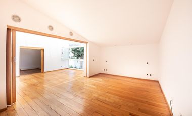 CASA EN RENTA EN CONDOMINIO EN CERRADA CON PARQUE PRIVADO EN LA COLONIA  LOMAS DE LA HERRADURA