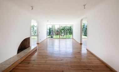 CASA EN RENTA EN CONDOMINIO EN CERRADA CON PARQUE PRIVADO EN LA COLONIA  LOMAS DE LA HERRADURA