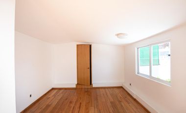 CASA EN RENTA EN CONDOMINIO EN CERRADA CON PARQUE PRIVADO EN LA COLONIA  LOMAS DE LA HERRADURA