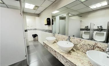 ALQUILER DE OFICINA AMOBLADA EN AQUILINO DE LA GUARDIA 938m2 JP