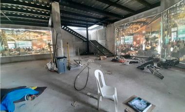 ALQUILO LOCAL EN.COSTA VERDE