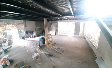 ALQUILO LOCAL EN.COSTA VERDE