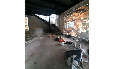 ALQUILO LOCAL EN.COSTA VERDE