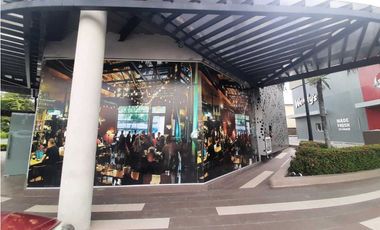 ALQUILO LOCAL EN.COSTA VERDE