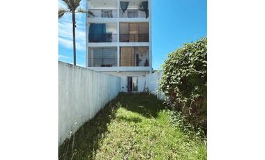 VENTA HERMOSO MONOAMBIENTE CON PATIO