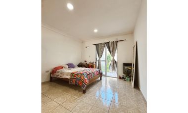 VENTA HERMOSO MONOAMBIENTE CON PATIO