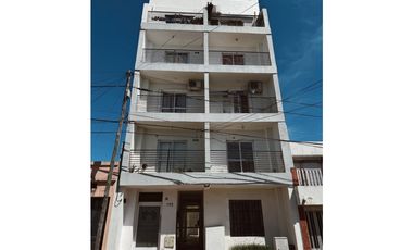 VENTA HERMOSO MONOAMBIENTE CON PATIO