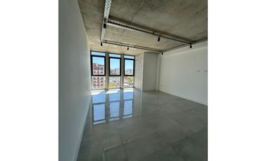Oficina en Venta zona Macrocentro. Frente