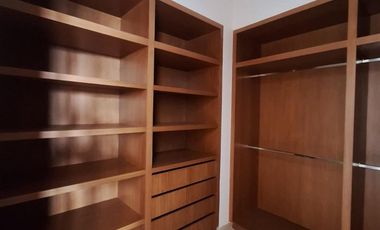 Departamento en venta piso 1 de 3 dormitorios con vista al río en Samborondón RRR