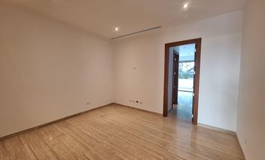 Departamento en venta piso 1 de 3 dormitorios con vista al río en Samborondón RRR