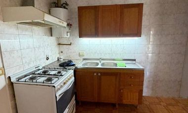 Dúplex en alquiler c/ cochera en La Plata