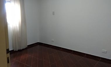 Alquiler departamento 3 ambientes a metros de Av. Crovara muy amplio