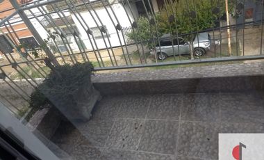 Alquiler departamento 3 ambientes a metros de Av. Crovara muy amplio