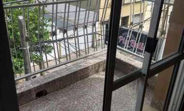 Alquiler departamento 3 ambientes a metros de Av. Crovara muy amplio