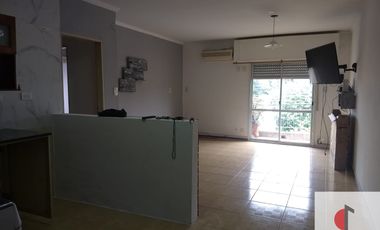Alquiler departamento 3 ambientes a metros de Av. Crovara muy amplio