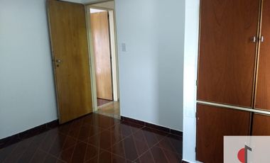 Alquiler departamento 3 ambientes a metros de Av. Crovara muy amplio