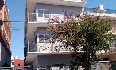 Departamento en alquiler en Ezpeleta Oeste