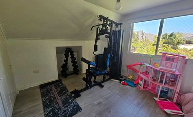 Casa en arriendo en LO BARNECHEA