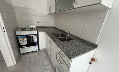 Monoambiente en Alquiler – La Boca – Balcón