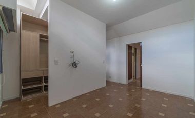 Casa 4amb. en San Andres - Cochera y parrilla