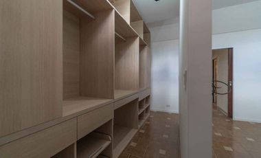 Casa 4amb. en San Andres - Cochera y parrilla