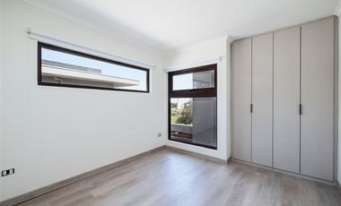 Casa en Venta en cerca de la rotonda de Av. Alejandro Zegers