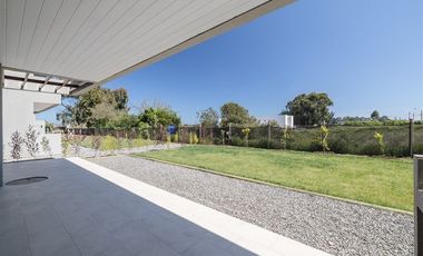 Casa en Venta en cerca de la rotonda de Av. Alejandro Zegers