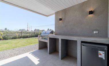 Casa en Venta en cerca de la rotonda de Av. Alejandro Zegers