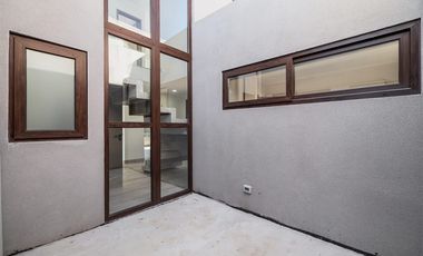 Casa en Venta en cerca de la rotonda de Av. Alejandro Zegers