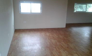 Casas en venta  - 8 dormitorios 3 baños - 260mts2 - Adrogue