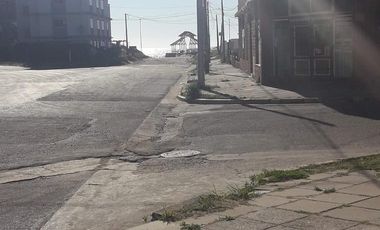 Departamento en venta - 2 Dormitorios 1 Baño - Local - 45Mts2 - Mar Del Tuyú