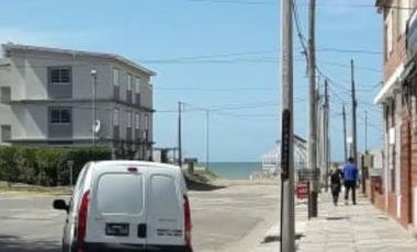 Departamento en venta - 2 Dormitorios 1 Baño - Local - 45Mts2 - Mar Del Tuyú