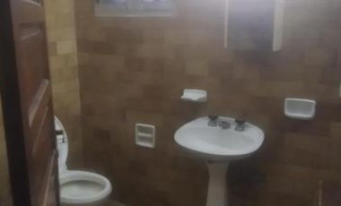 Casa venta - 4 dormitorios 2 baños - 1700mts2 totales - 120mts2 cubiertos - Mar Del Tuyu