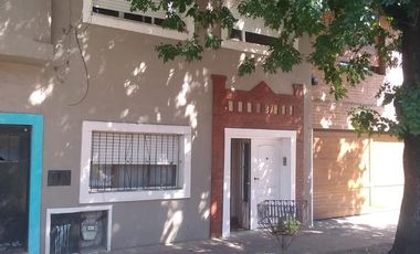 Complejo de departamentos - 6 dormitorios 5 baños - 107mts2 - Tolosa, La Plata
