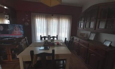 Casa en venta - 3 dormitorios 3 baños -100mts2 totales - Necochea
