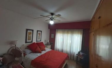 Casa en venta - 3 dormitorios 3 baños -100mts2 totales - Necochea