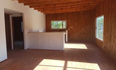 Casa en venta - 2 dormitorios 1 baño - 3000mts2 - Delta Chico