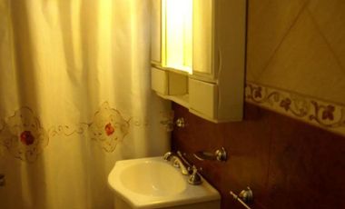 Chalet venta -6 dormitorios-4 baños-700mts2 totales- Barrio Chapadmalal