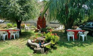 Chalet venta -6 dormitorios-4 baños-700mts2 totales- Barrio Chapadmalal