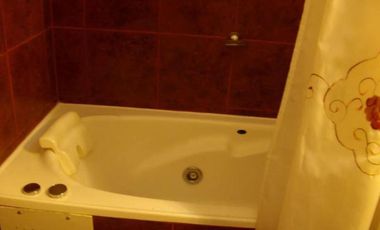 Chalet venta -6 dormitorios-4 baños-700mts2 totales- Barrio Chapadmalal