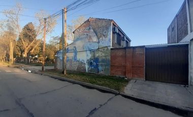 Casa venta - 4 dormitorios 2 baños - 283mts2 totales - Glew