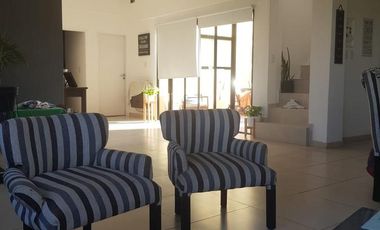 Casa en Venta - 5 dormitorios 4 baños - 255mts2 - Escobar