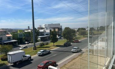 RENTO LOCAL COMERCIAL EN EL MIRADOR. 3