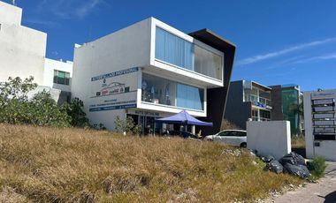 RENTO LOCAL COMERCIAL EN EL MIRADOR. 3