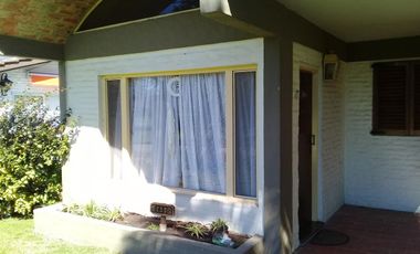 Casa en venta - 2 dormitorios 2 baños - 110mts2 - Country Club El Pato